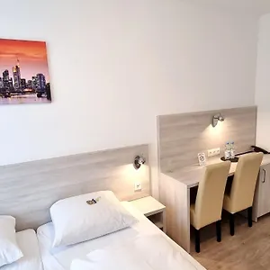 *** Hotel Adler Frankfurt Deutschland
