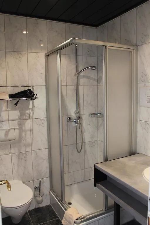 **  Landgasthof Krug Guest House Dechendorf Germany