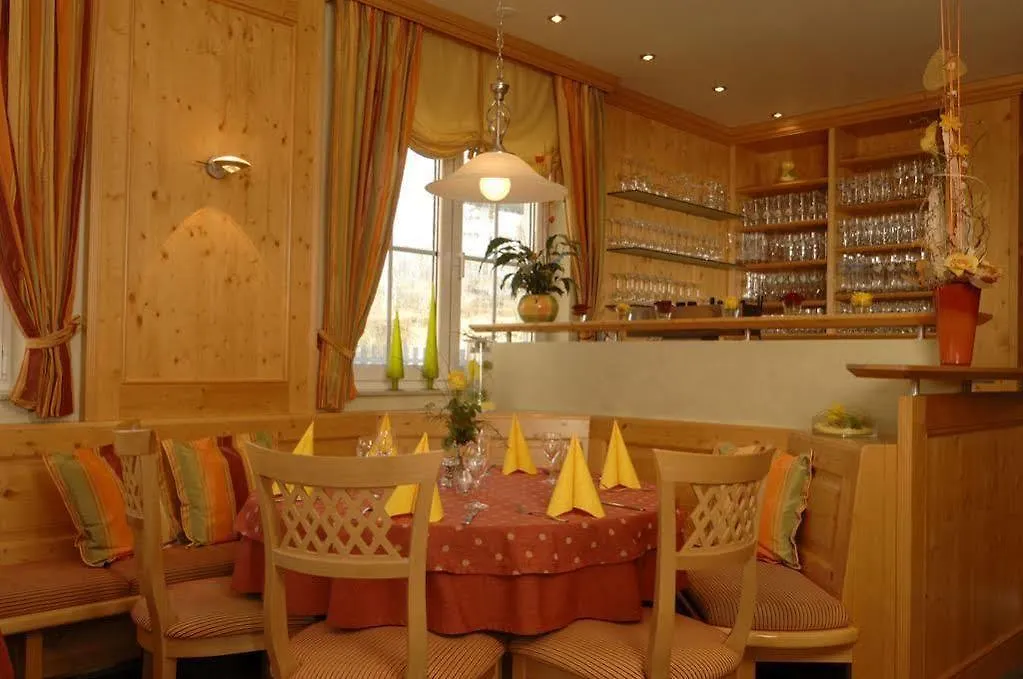 Landgasthof Krug Guest House Dechendorf 2*,  Germany